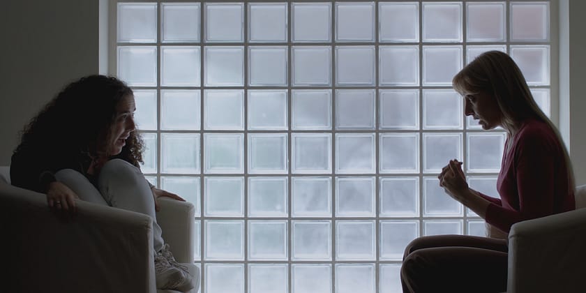 La opera prima «Ü, ¿a quién dejas entrar?» de Daniel Pardo inicia su distribución en festivales